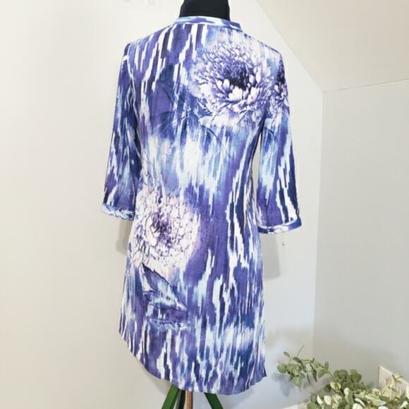 Chico's Tiered Layer Floral Asymmetric Hem 3/4 Sleeve High Low Blue White Tunic - Picture 3 of 13